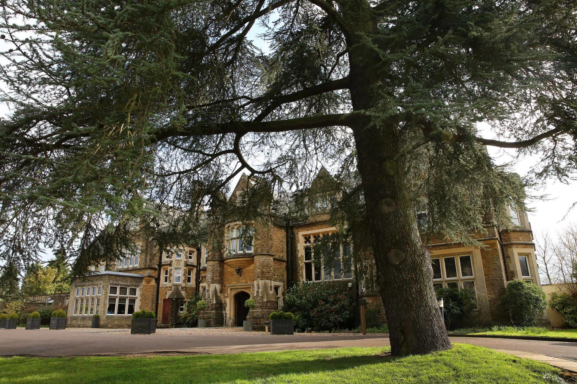 Отель Hartsfield Manor Доркинг Экстерьер фото